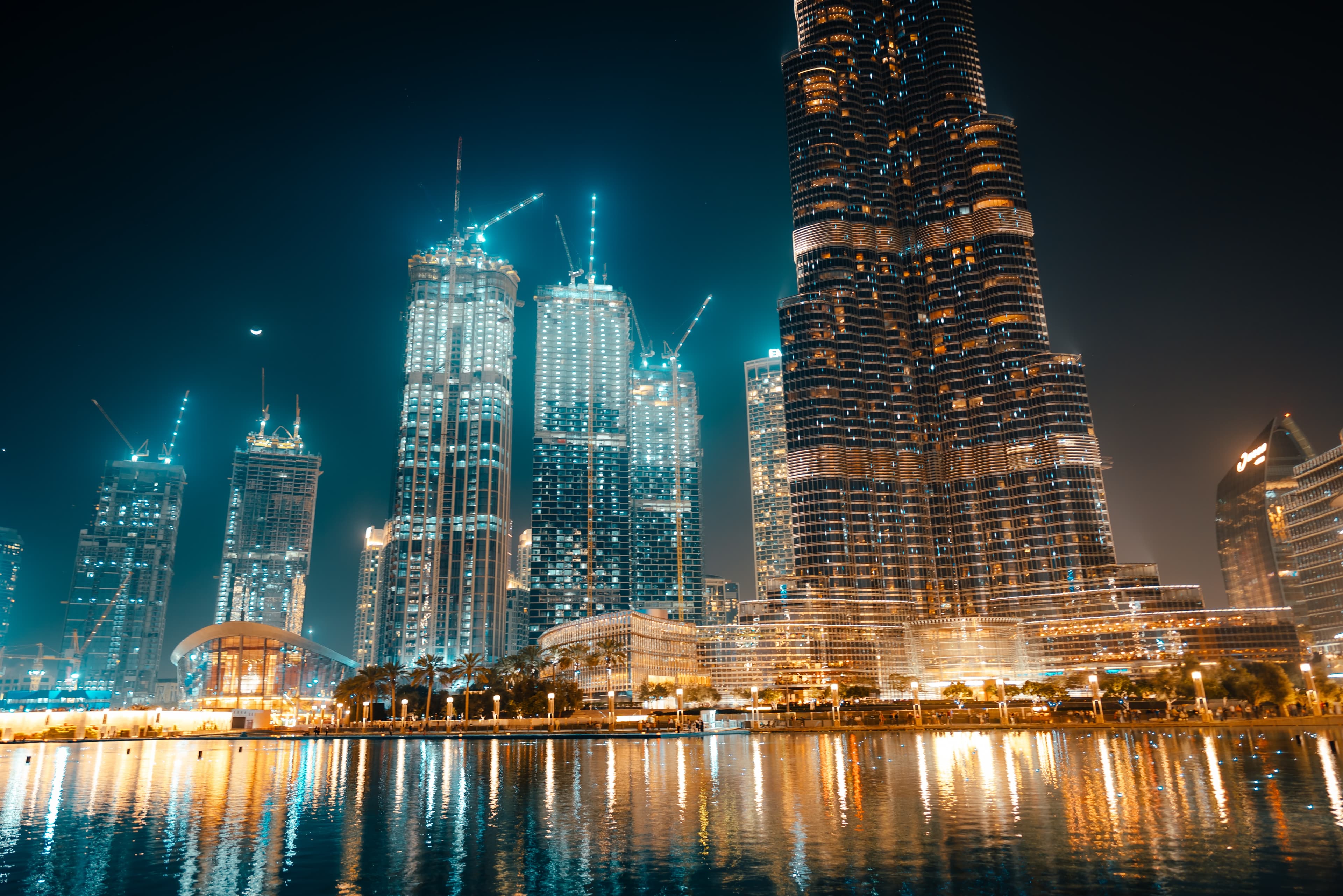 The Real Estate Laws You Need to Know Before Buying a Luxury Property in Dubai