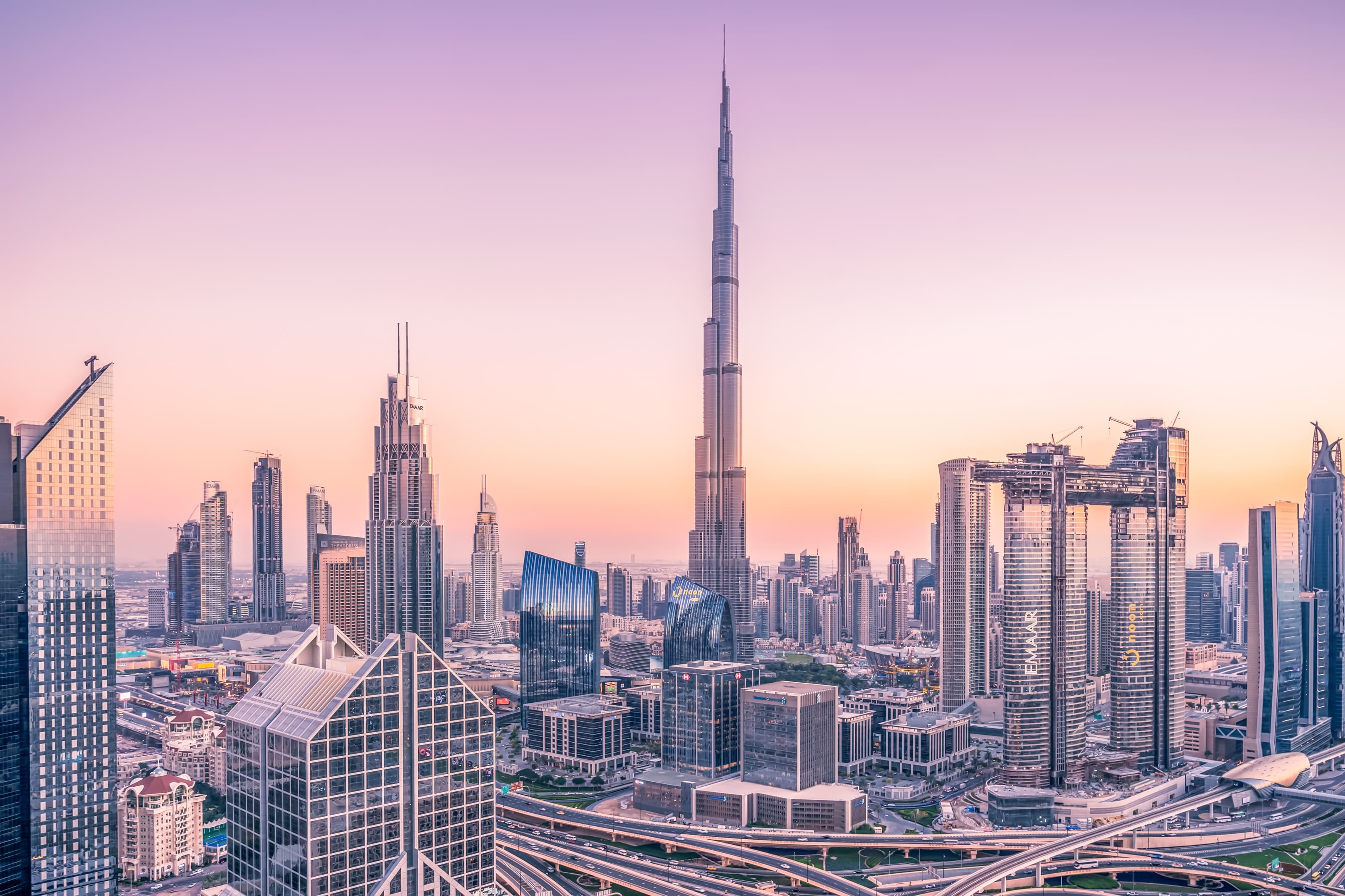 5 Reasons to Move to Dubai for a Luxurious Lifestyle