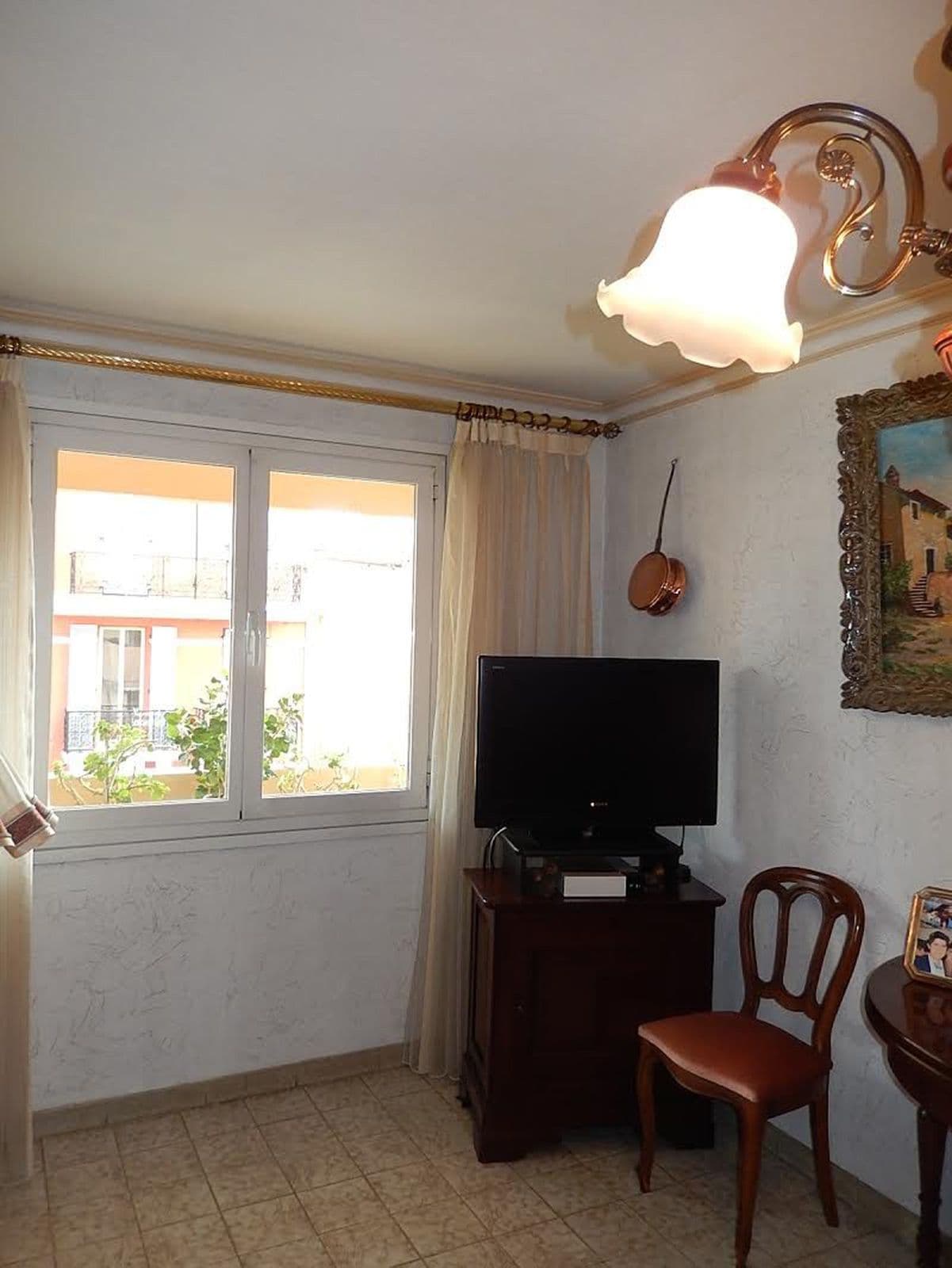Sale viager<br/> 2 rooms 49 m² 3