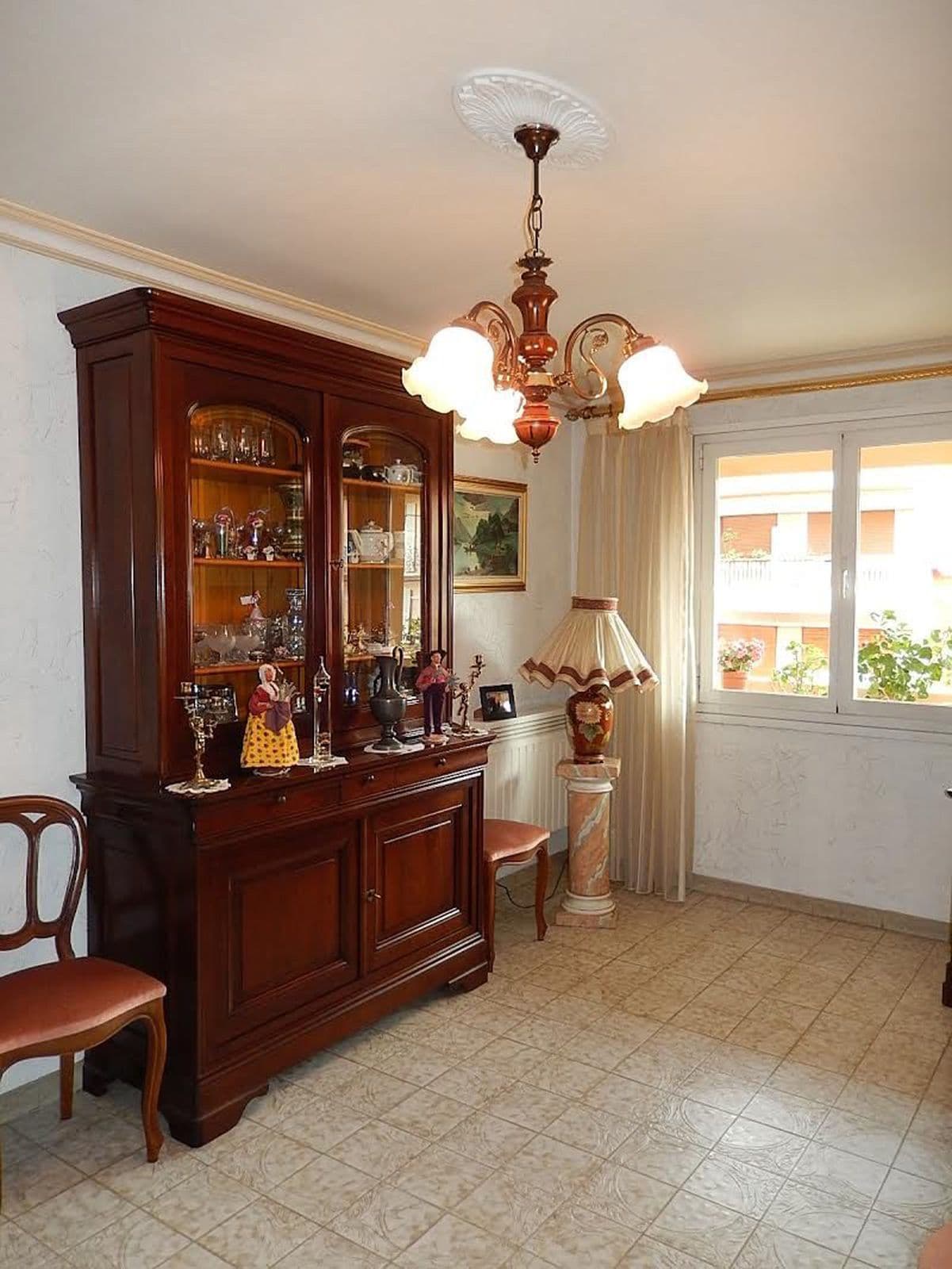 Sale viager<br/> 2 rooms 49 m² 4