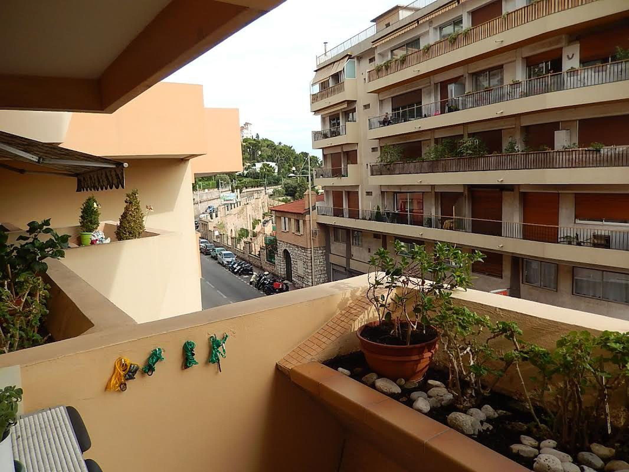 Sale viager<br/> 2 rooms 49 m² 5